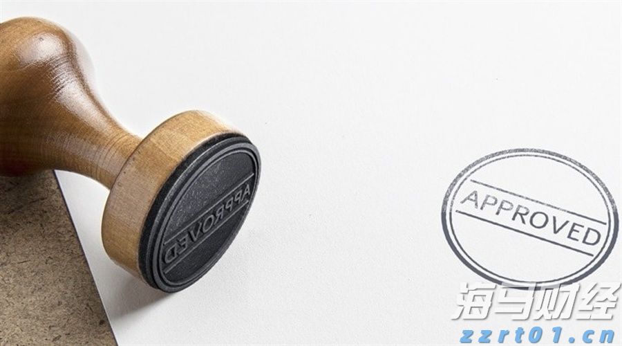 中汽协：7月乘用车产销分别完成229.3万辆和228.7万辆 环比下降6%和9.8%