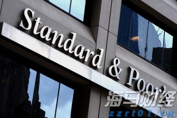 星巴克(SBUX.US)盘后上涨！Q3业绩表现参差不齐但改革初见成效， 中国市场同店销售重回增长