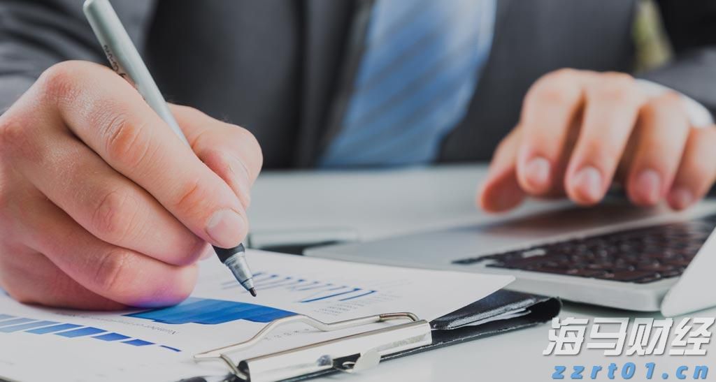 C3.ai(AI.US)大幅下调营收预期33%并重组全球销售团队