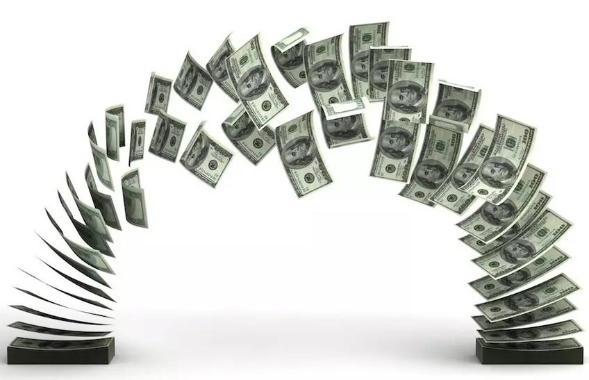 两个月暴涨70%+：小鱼盈通（00139）的资本博弈分析