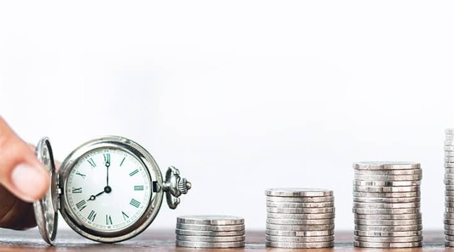 美联储利率决议即将公布！市场关注“鹰鸽博弈”，秋季降息信号成为热点