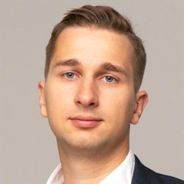 黄金珠宝投资双雄：周大福(01929)与老铺黄金(06181)，“买入”评级背后的增长逻辑