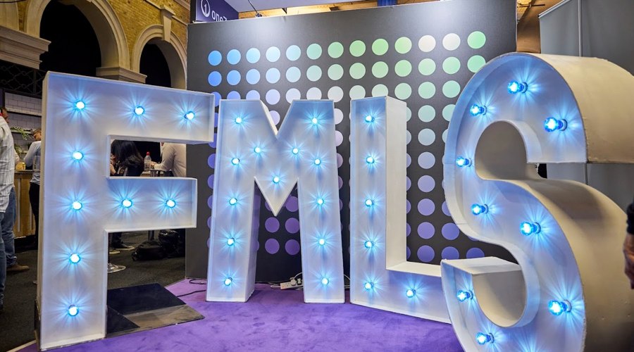 普京:与特朗普进行了建设性会谈,俄真诚希望冲突结束